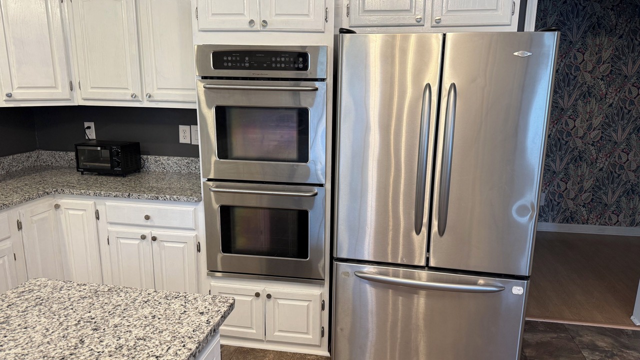 Photo of Kitchen in Etowah