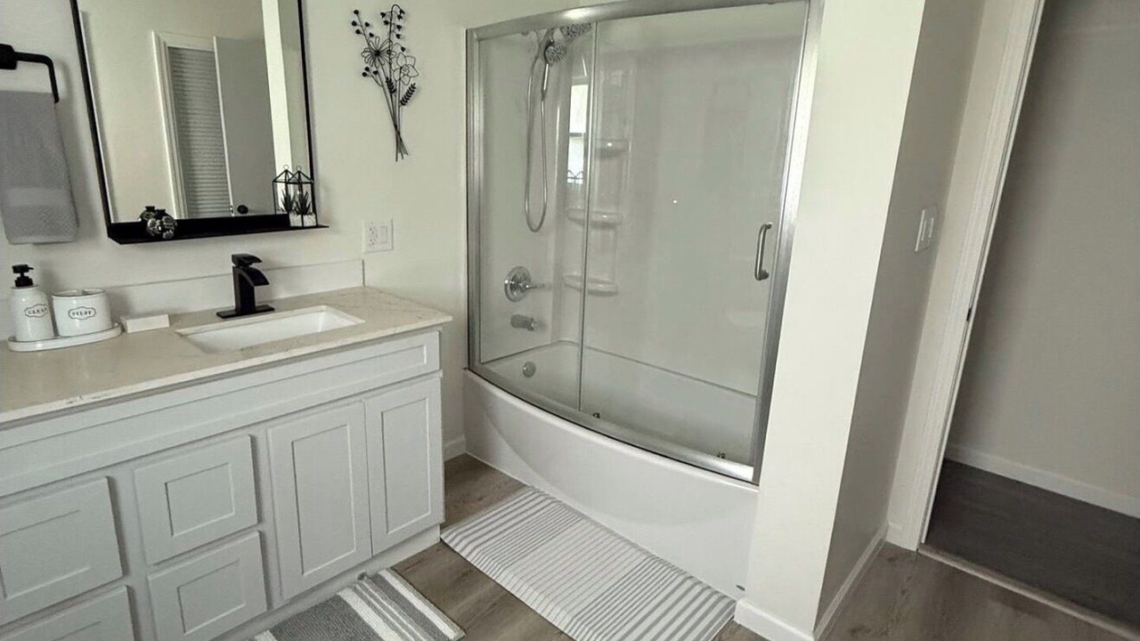 Photo of Bathroom in Cunningham