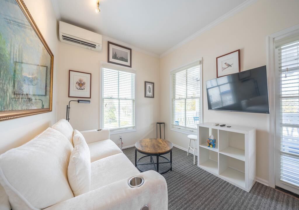 Photo of Livingroom in Cape May Point