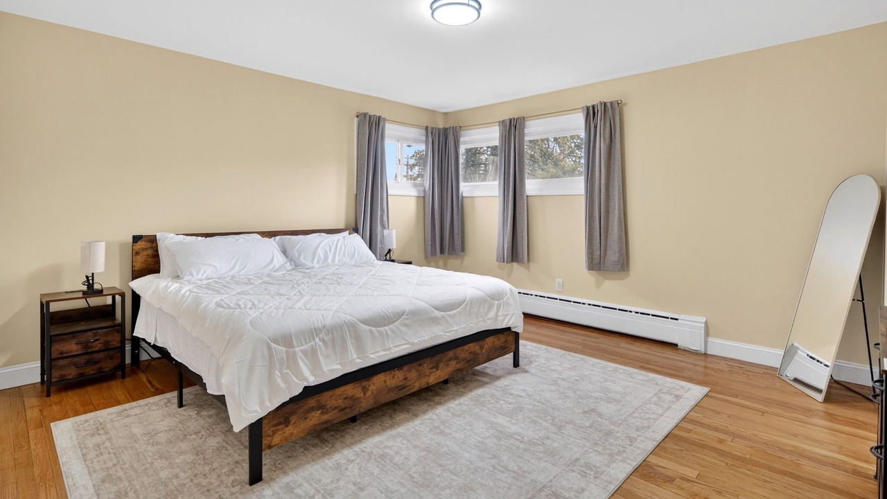 Photo of Bedroom in Albany