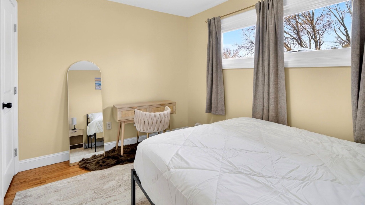 Photo of Bedroom in Albany