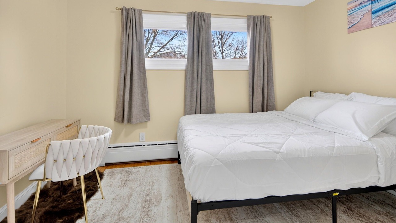 Photo of Bedroom in Albany