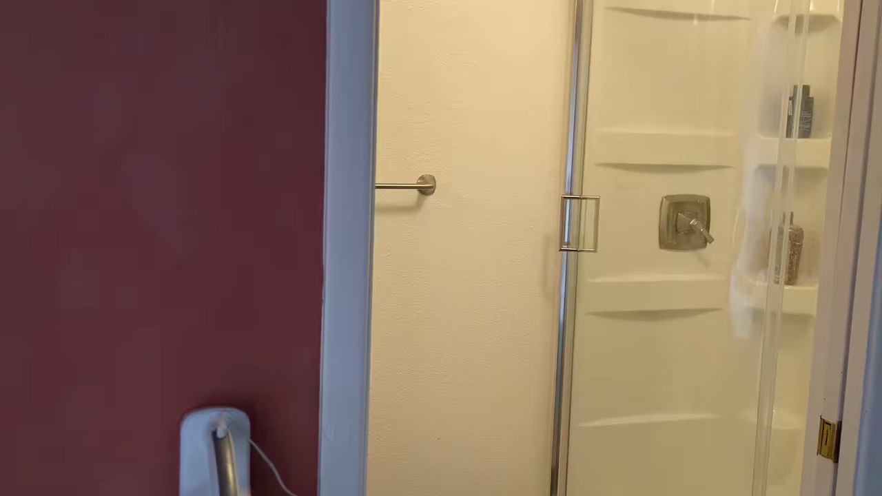 Photo of Bathroom in Espanola