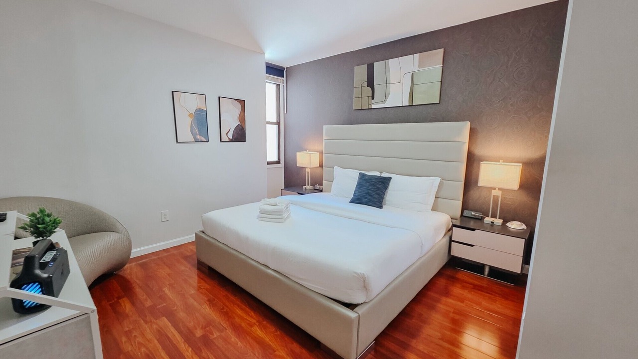Photo of Bedroom in Chinatown