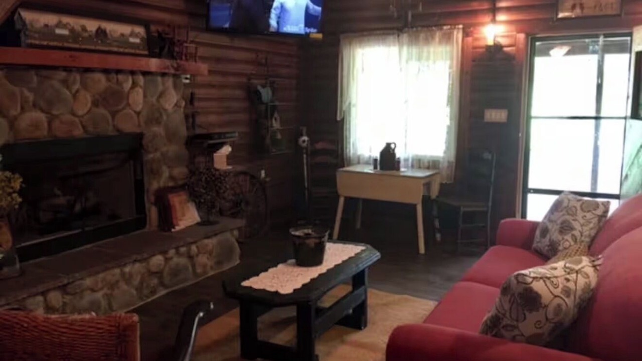 Photo of Livingroom in Cunningham