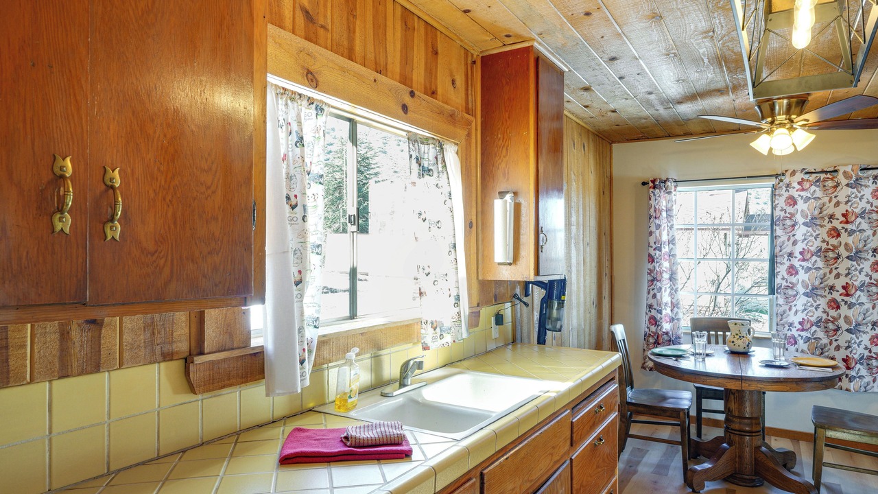 Photo of Kitchen in Tehachapi