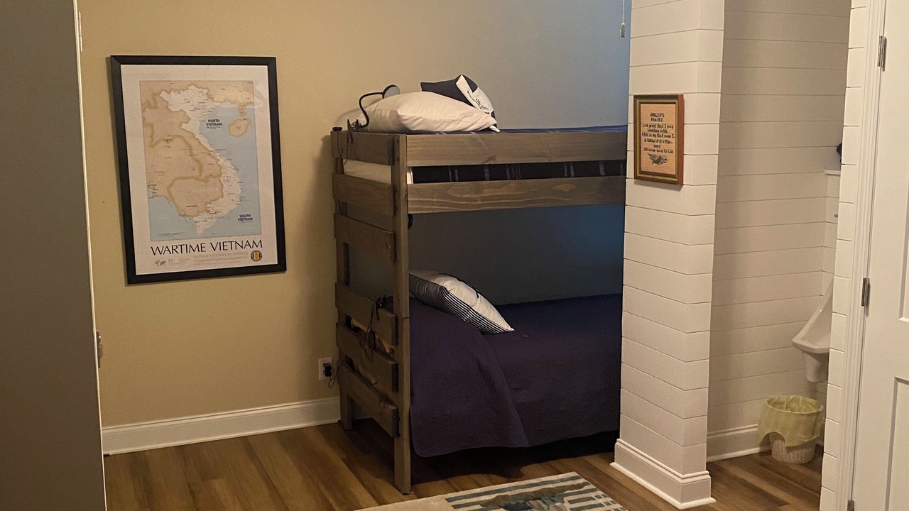 Photo of Bedroom in Kaplan