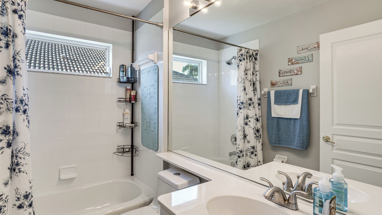 Photo of Bathroom in Wexford on the Green