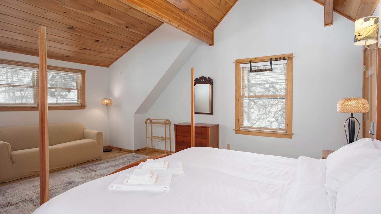 Photo of Bedroom in Cummington