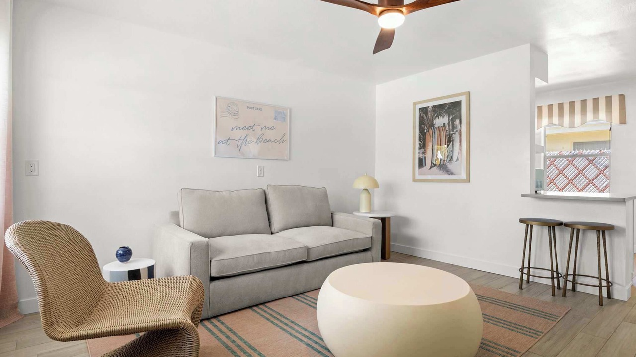 Photo of Livingroom in Bay Esplanade