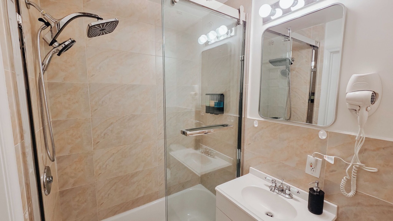 Photo of Bathroom in Market East