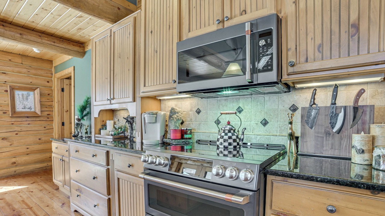 Photo of Kitchen in Harbor Springs