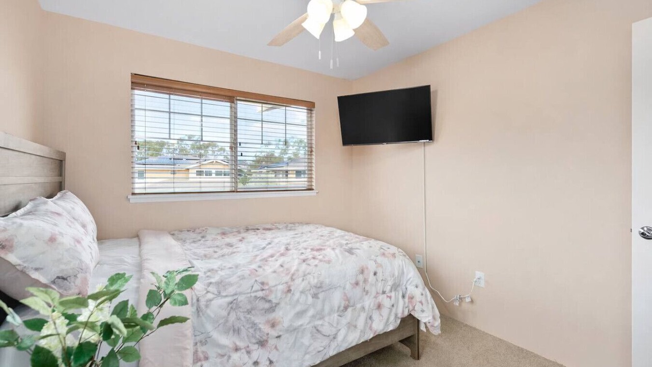 Photo of Bedroom in Ewa Villages