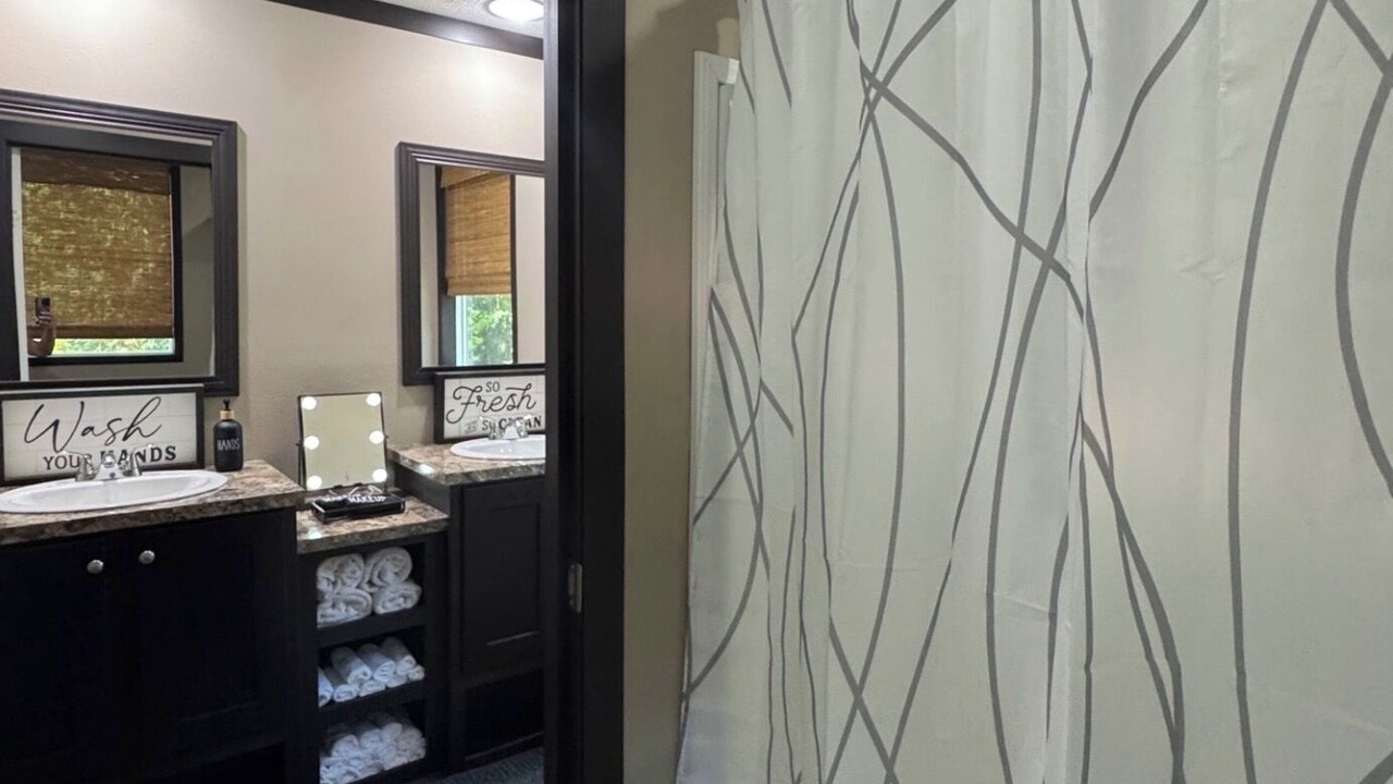 Photo of Bathroom in Longtown