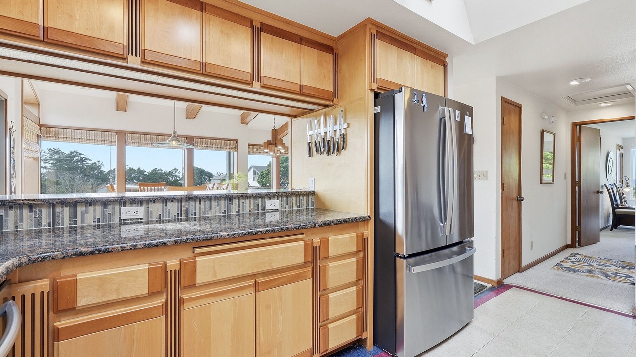 Photo of Kitchen in Agate Beach