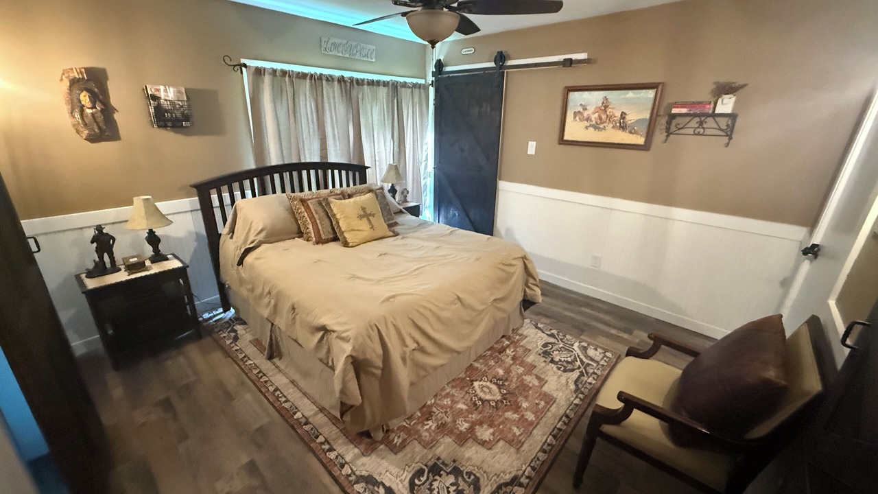 Photo of Bedroom in Rhome
