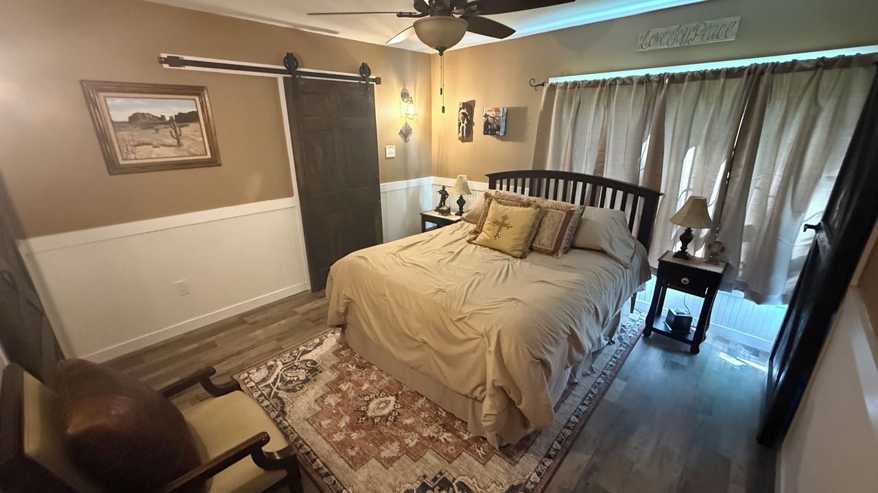 Photo of Bedroom in Rhome