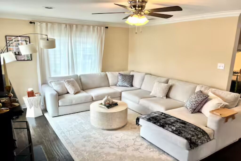 Photo of Livingroom in Northeast Dallas