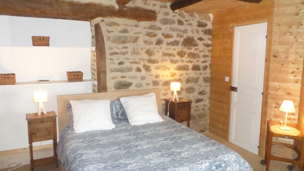 Photo of Bedroom in Montclard