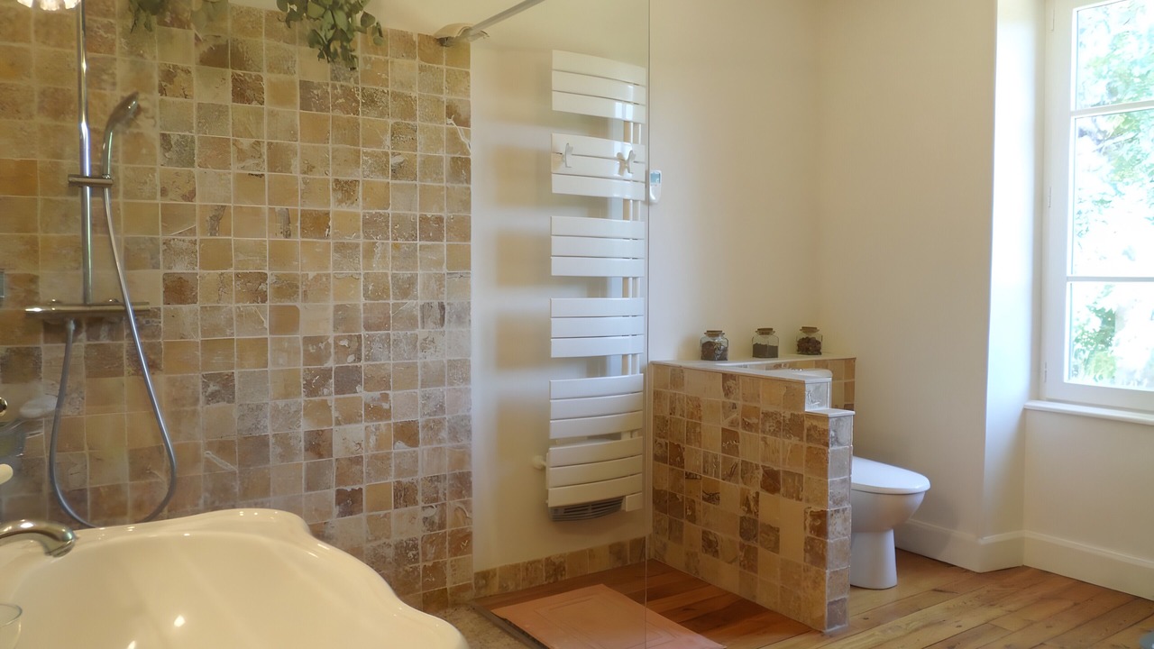 Photo of Bathroom in Montclard