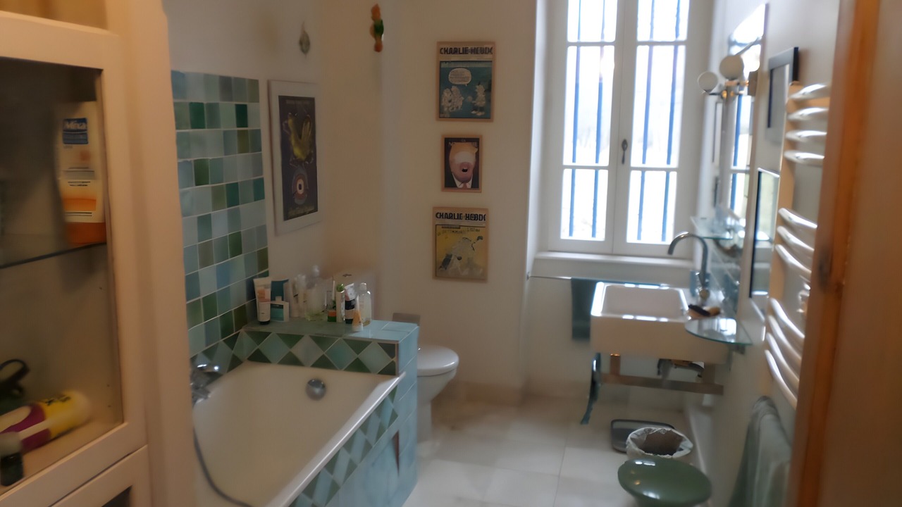 Photo of Bathroom in Montclard