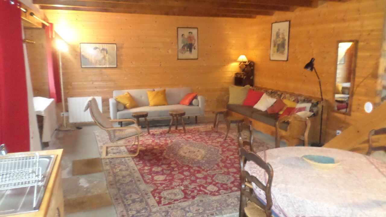 Photo of Livingroom in Montclard