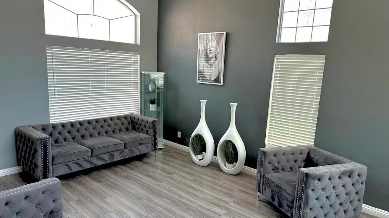 Photo of Livingroom in Sunrise Manor