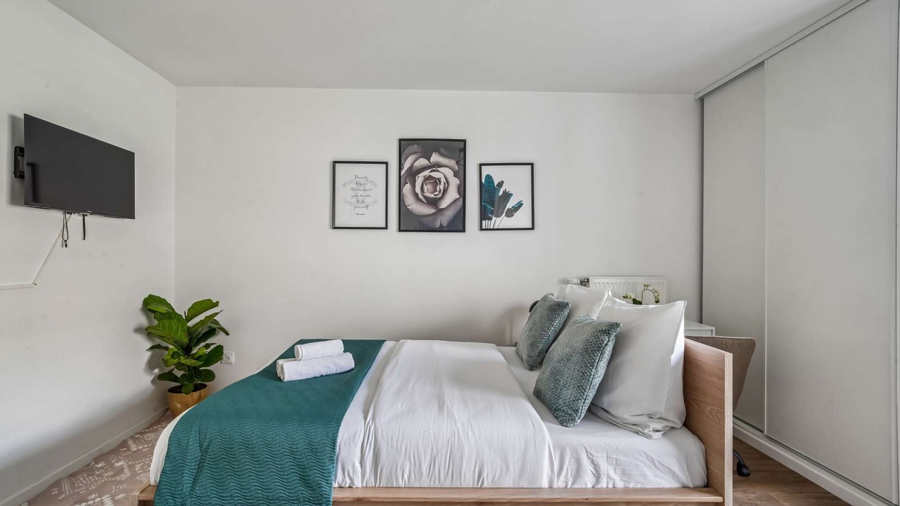 Photo of Bedroom in Bondy