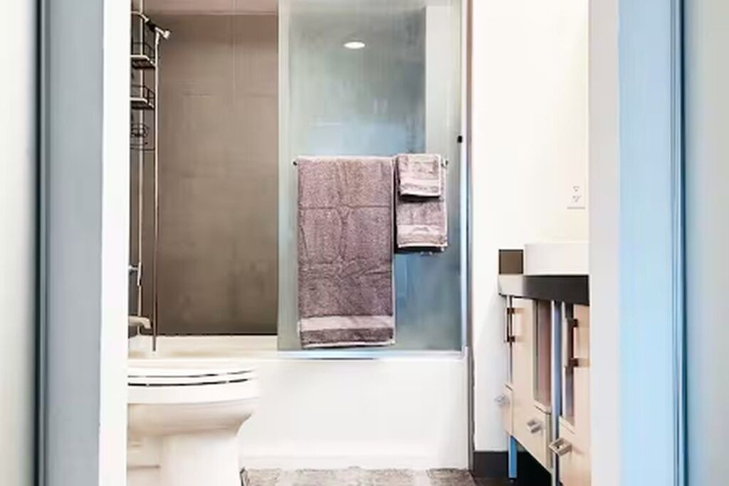 Photo of Bathroom in Westlake South