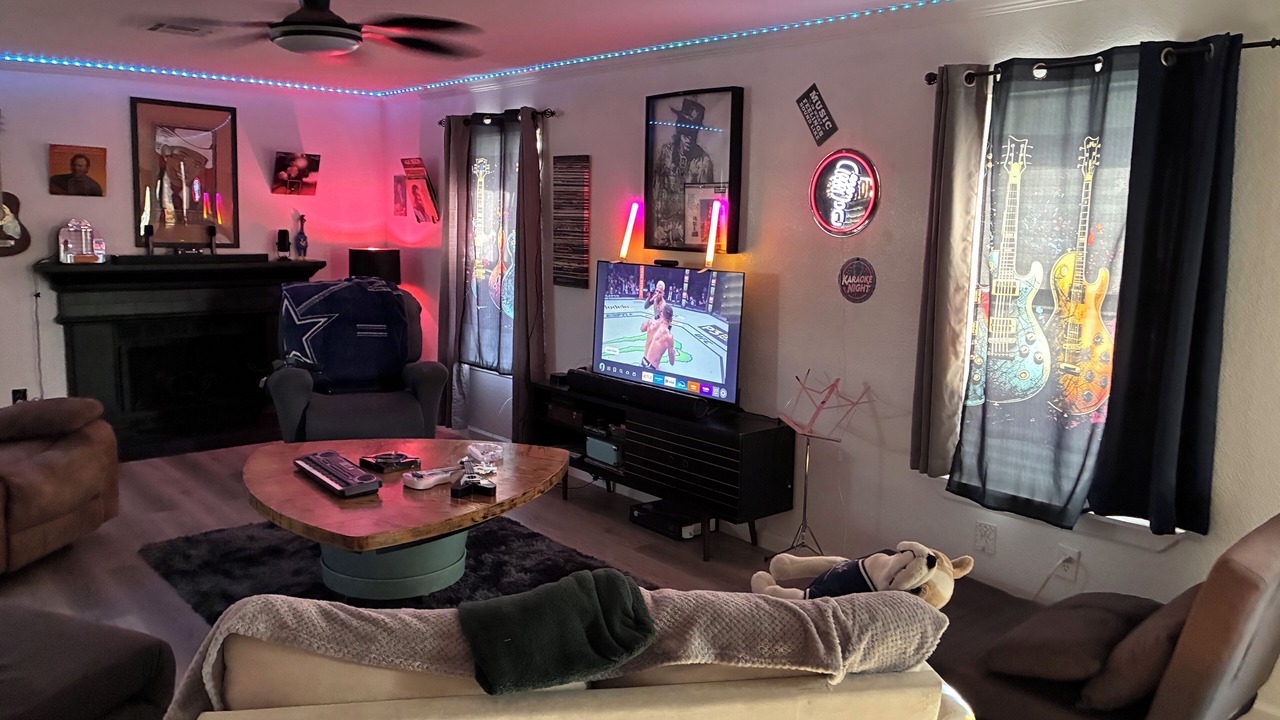 Photo of Livingroom in Pflugerville