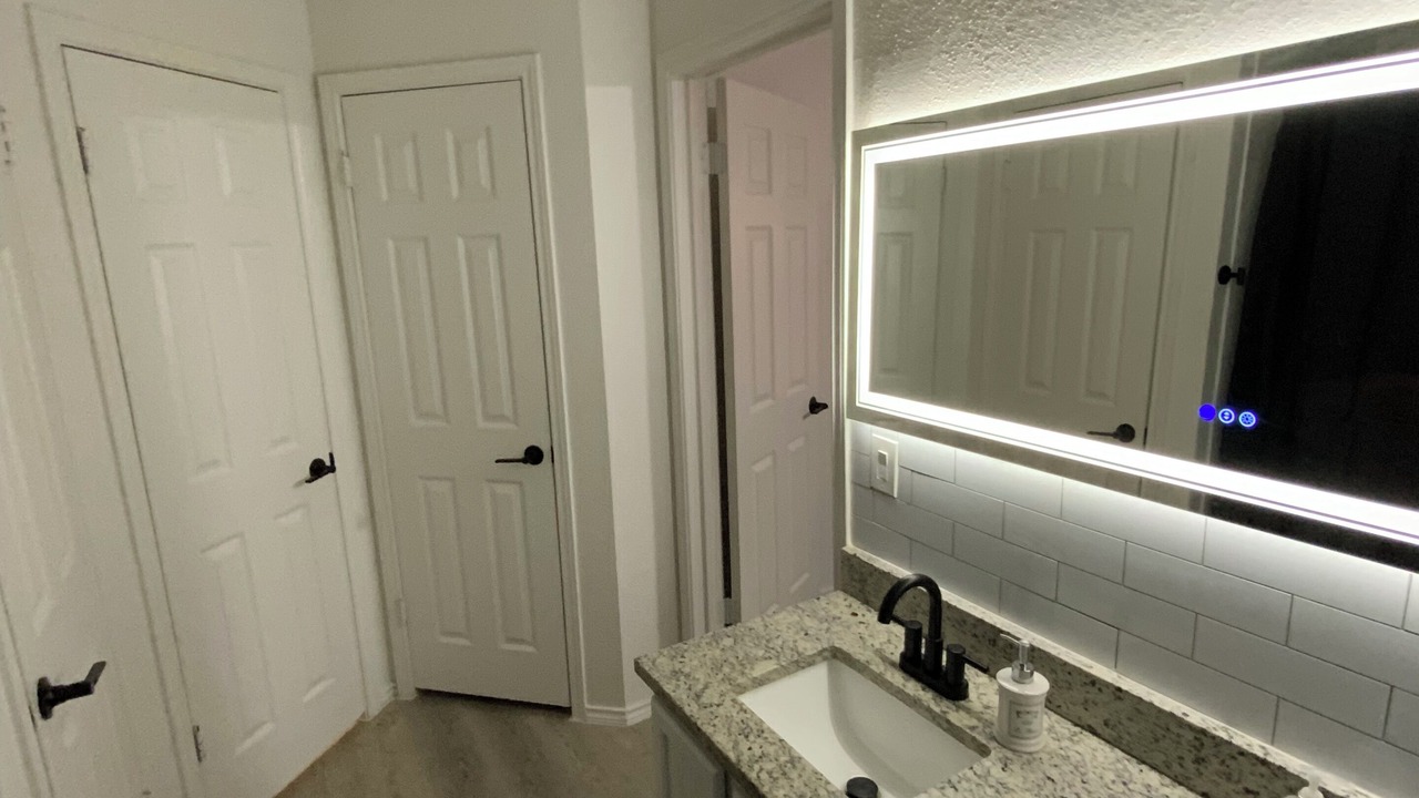 Photo of Bathroom in Pflugerville