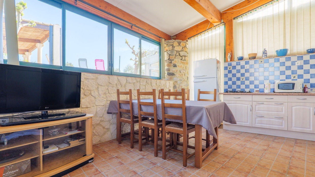 Photo of Kitchen in Saint-Remeze