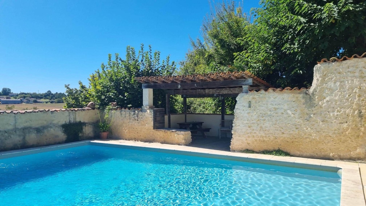 Photo of Outdoor in Salles-Lavalette