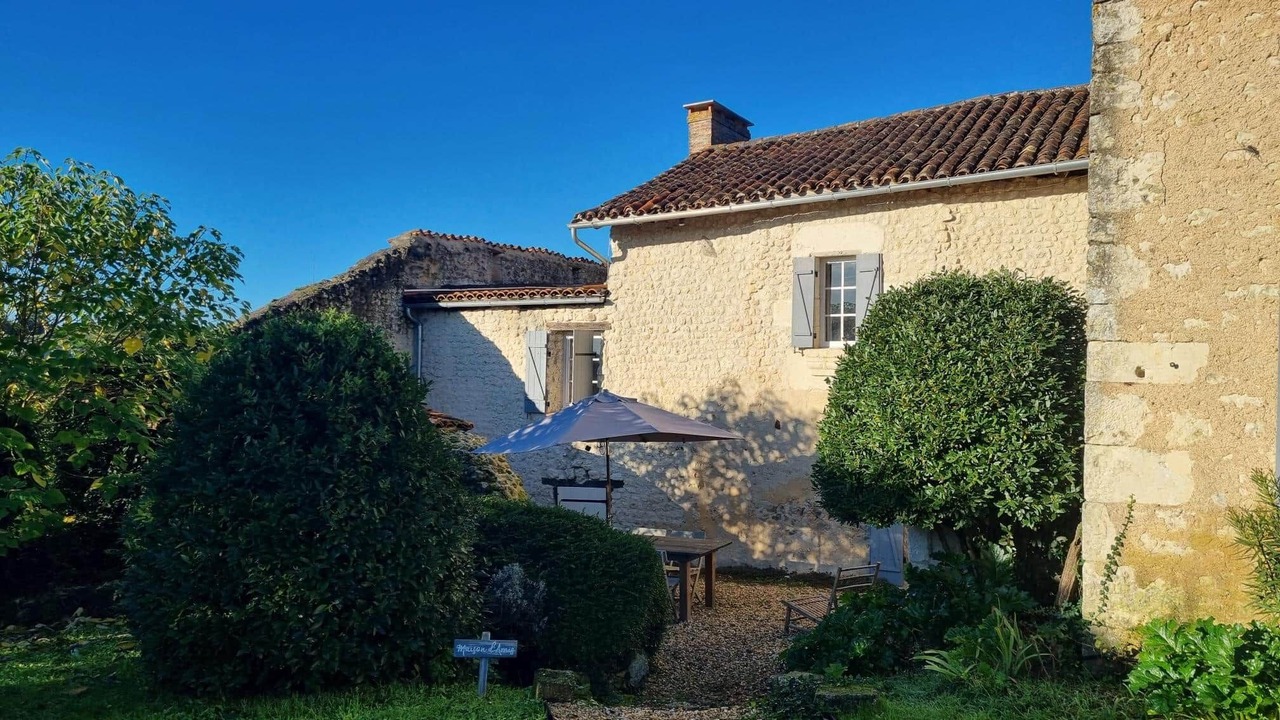Photo of Outdoor in Salles-Lavalette