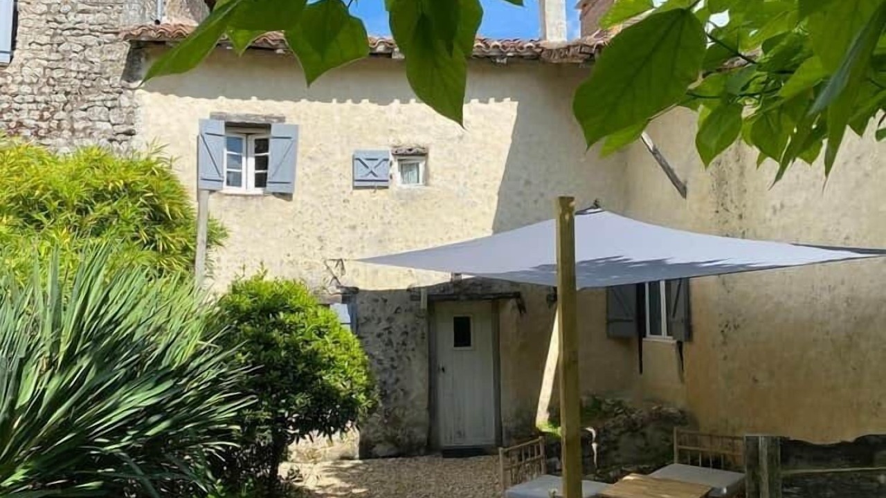 Photo of Outdoor in Salles-Lavalette