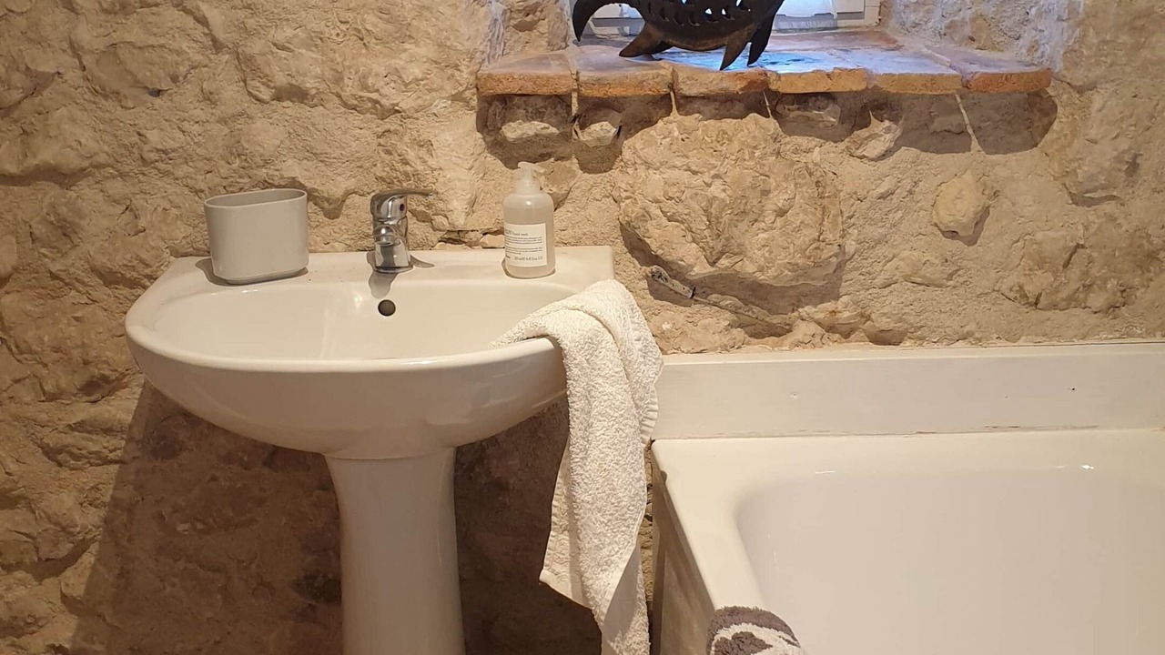Photo of Bathroom in Salles-Lavalette