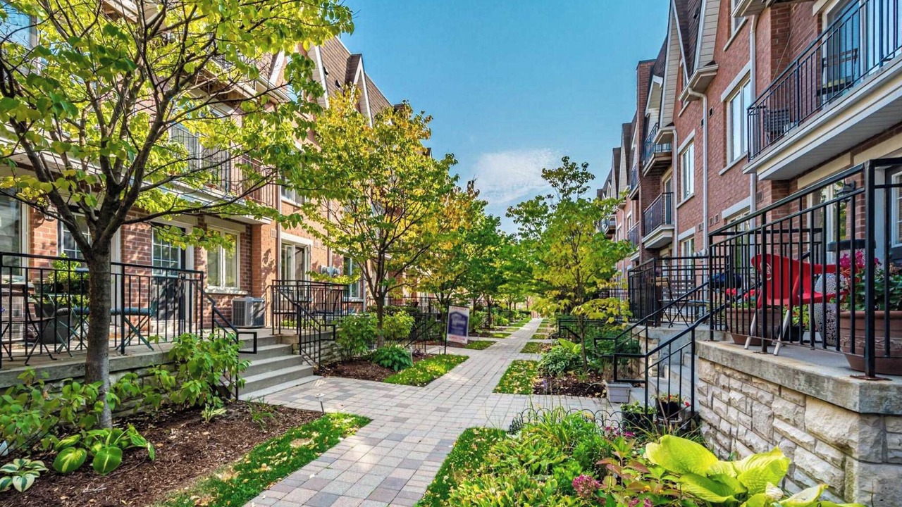 Photo of Outdoor in Parkdale