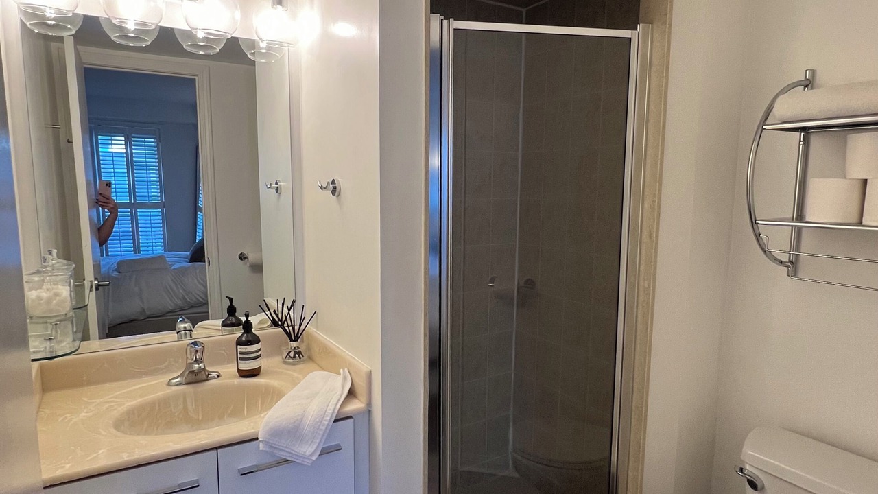 Photo of Bathroom in Parkdale