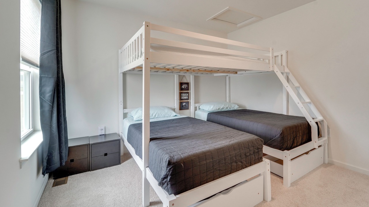 Photo of Bedroom in Bellefonte
