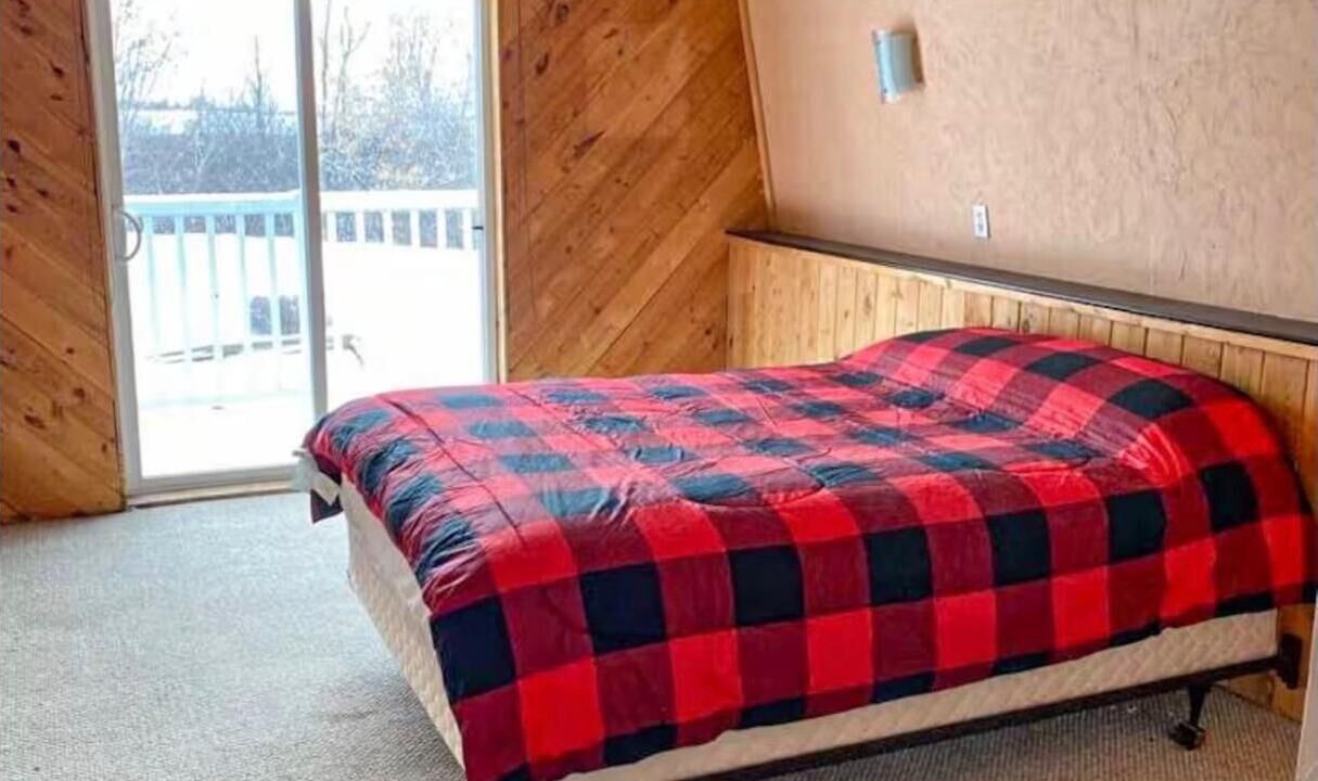 Photo of Bedroom in Grand Marais