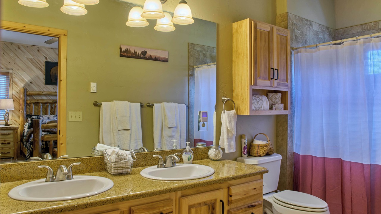 Photo of Bathroom in Ponderosa Pines