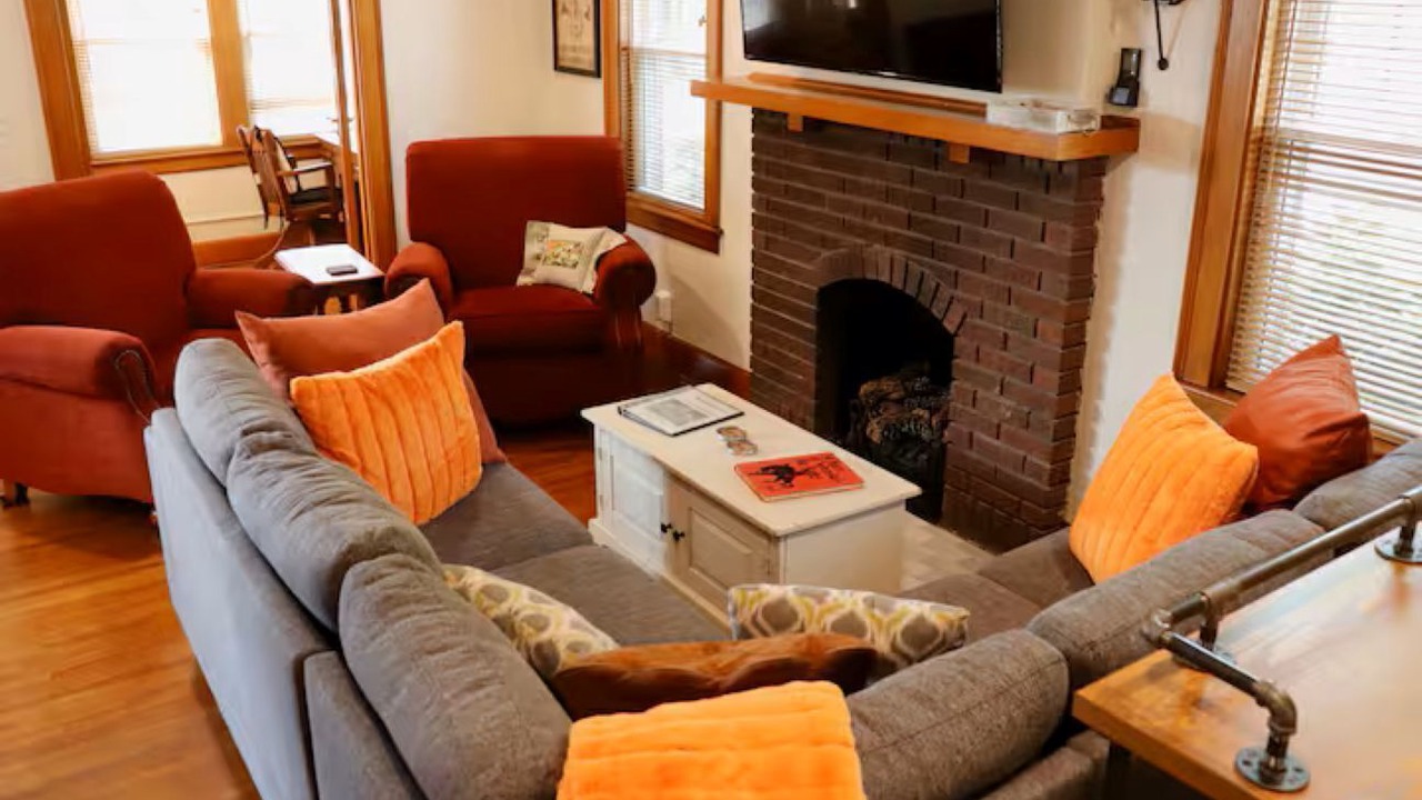 Photo of Livingroom in Burwell
