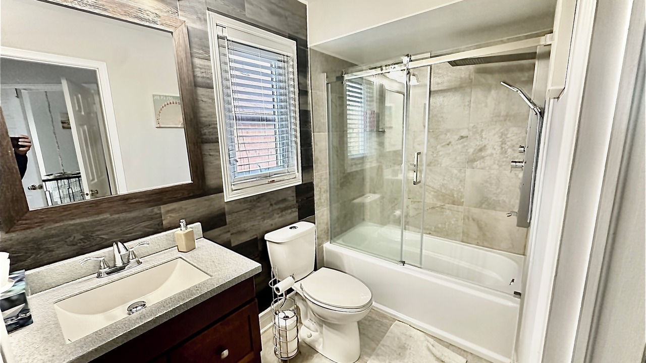 Photo of Bathroom in East Credit