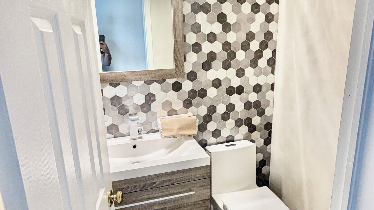 Photo of Bathroom in East Credit