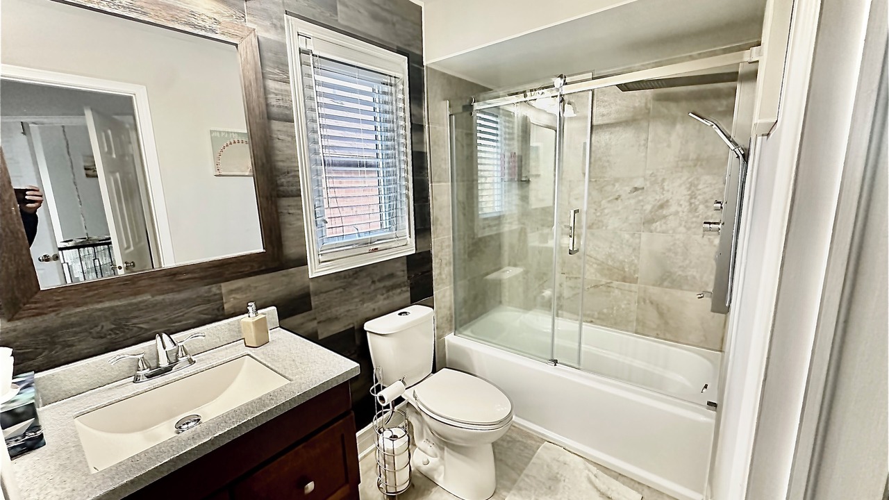 Photo of Bathroom in East Credit