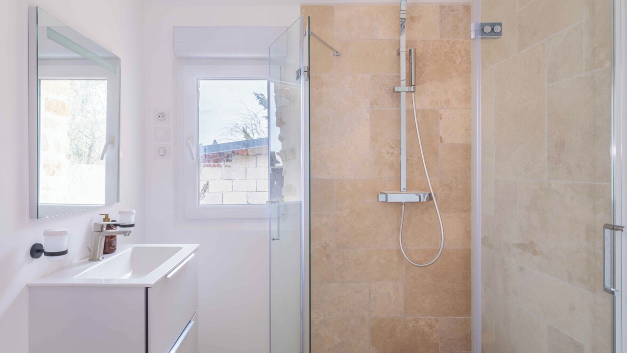 Photo of Bathroom in Ver-sur-Launette