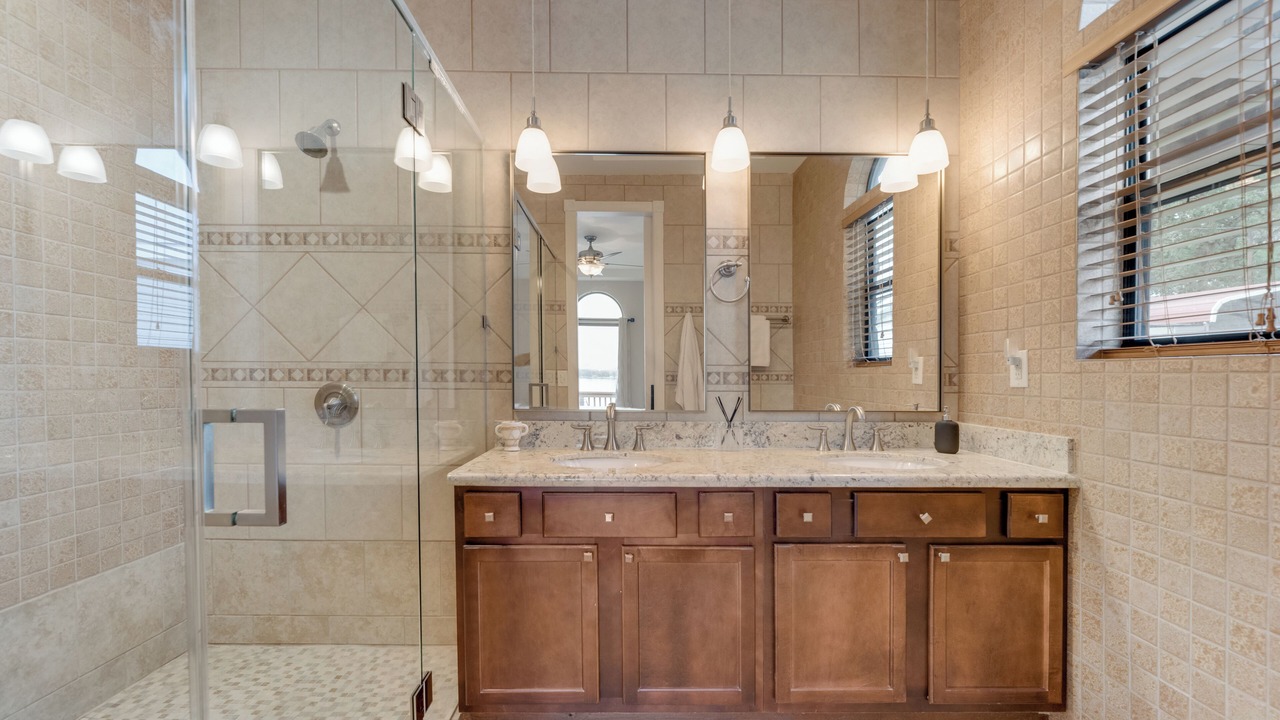 Photo of Bathroom in Cedar Creek Reservoir