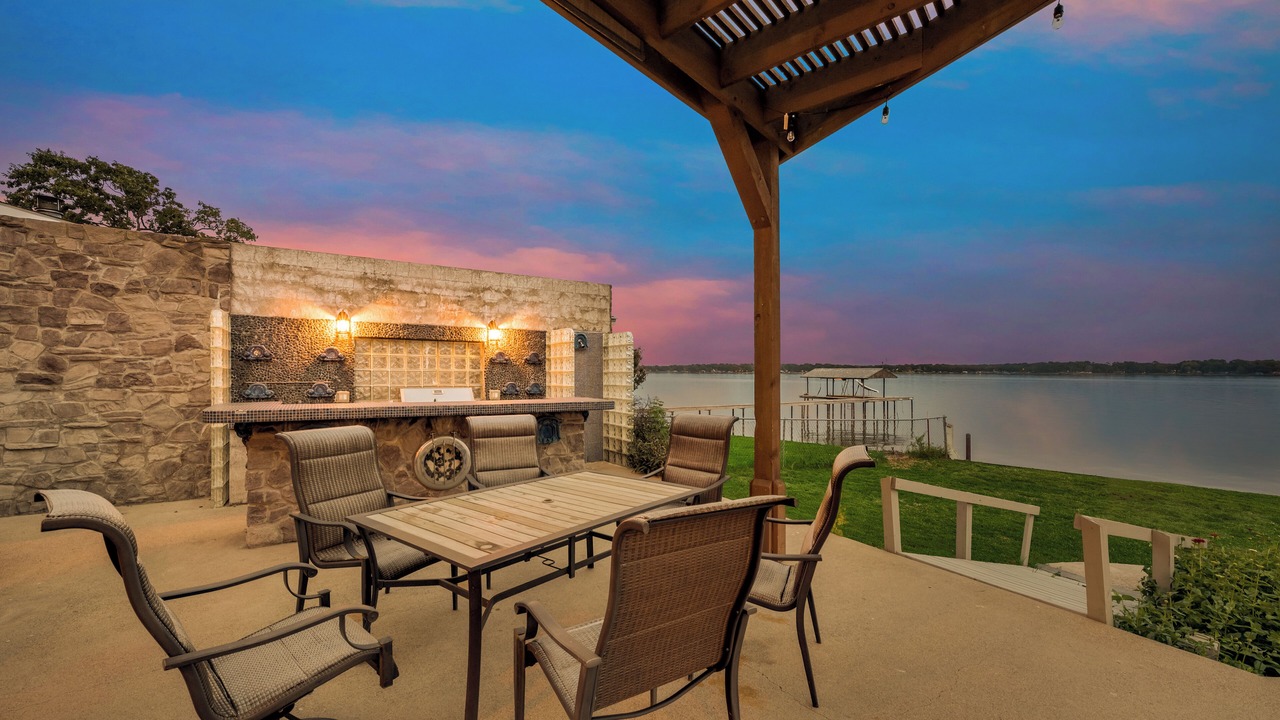 Photo of Outdoor in Cedar Creek Reservoir