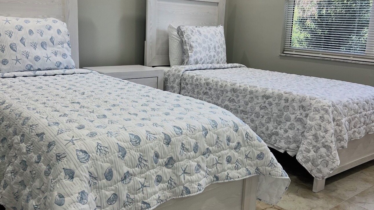 Photo of Bedroom in Brooksville