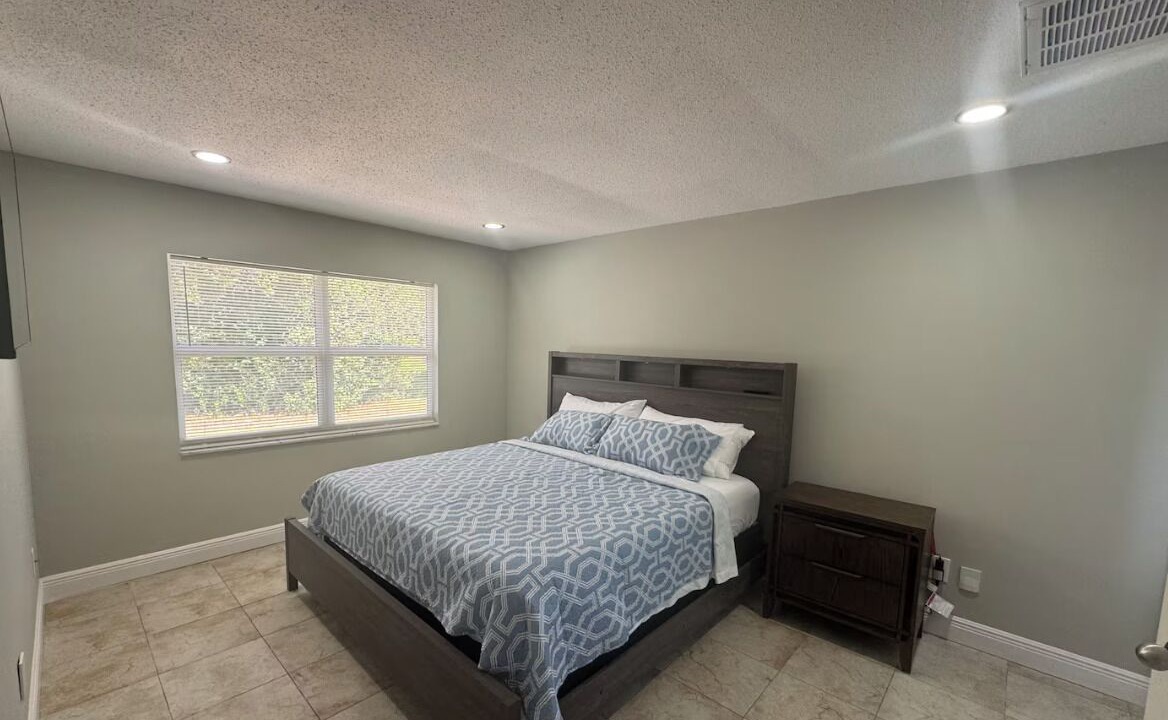 Photo of Bedroom in Brooksville